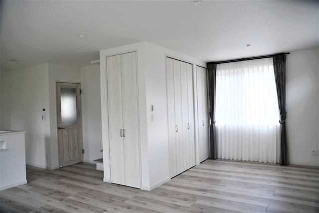 リビングダイニング