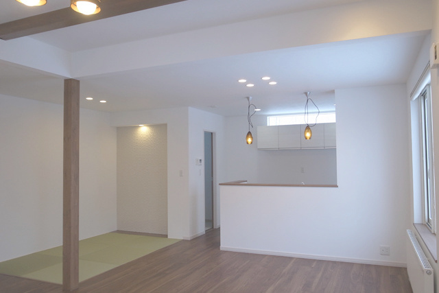 たたみコーナー： ちょっと一休み...